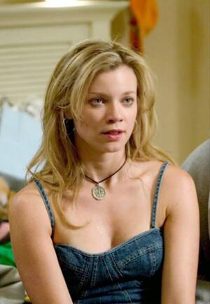 Amy Smart nude 10