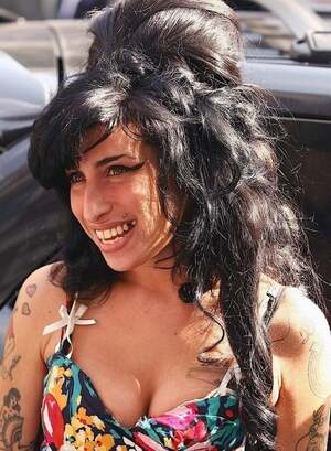 Amy Winehouse nude 11
