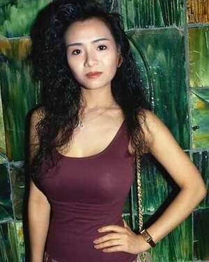 Amy Yip nude 5
