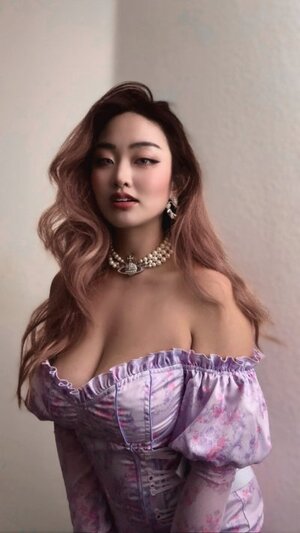Amy Zhu nude 5