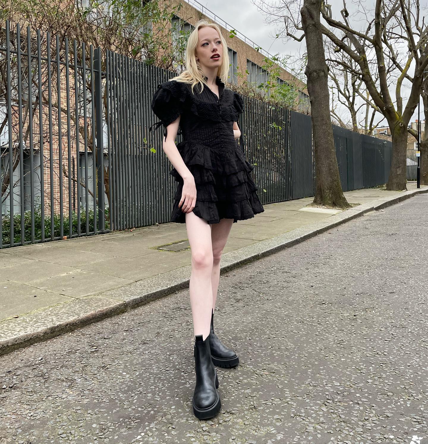 Amybeth Mcnulty nude 6