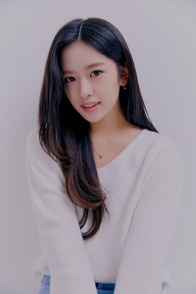 An Yu-jin nude 4