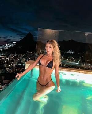 Ana Bruna Avila nude 5