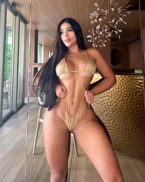 Ana Gandica nude 1