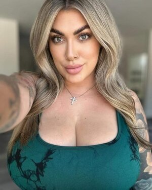 Ana Lorde nude 12