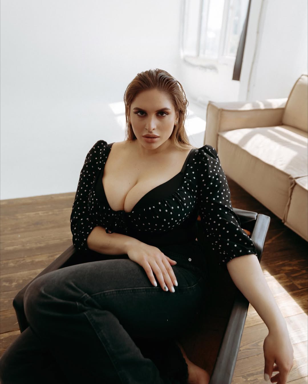 Anastasia Blinova nude 4
