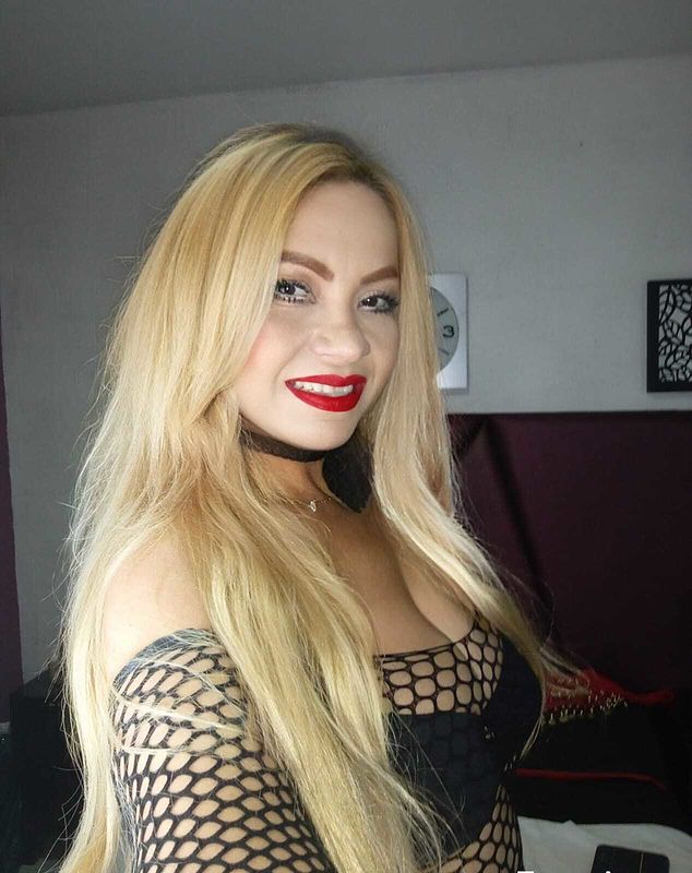 Anastassia Taylor nude 4