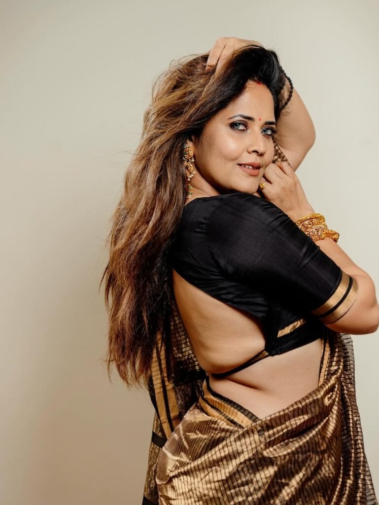 Anasuya Bharadwaj nude 12