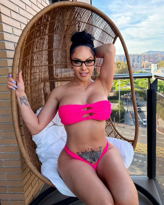 Andrea Ramirez nude 6