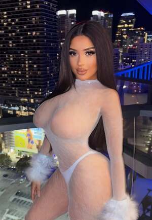 Andrea Urrutia nude 2