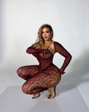 Anel Peralta nude 6