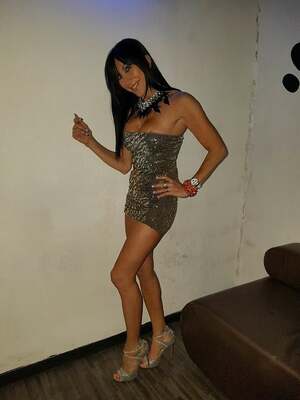 Angela Gritti nude 4