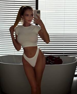 Angelina Belousova nude 9