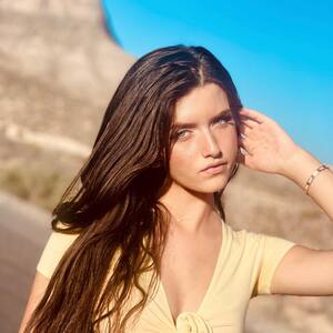 Angelina Jordan nude 8