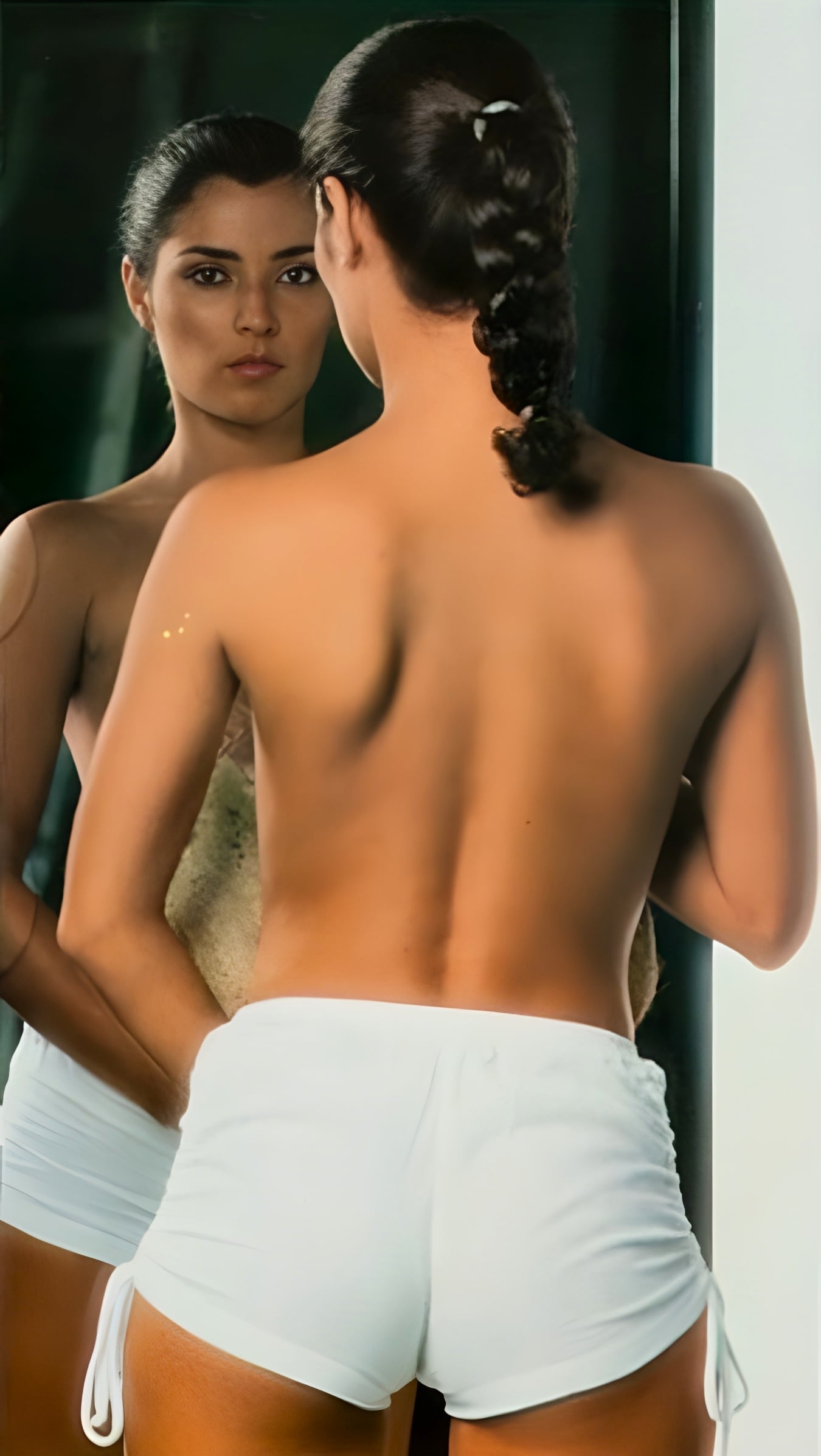 Angelina Muniz nude 5