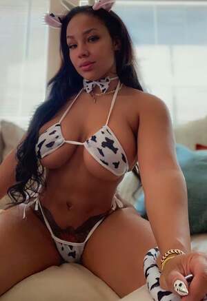 Angelina Valdez nude 8