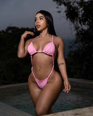 Angie Lorena nude 3