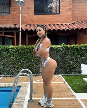 Angie Nunez nude 2