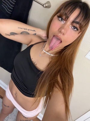 Angie Towers nude 5