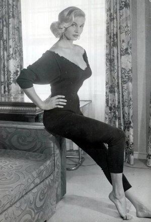 Anita Ekberg nude 6