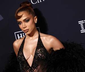 Anitta nude 6