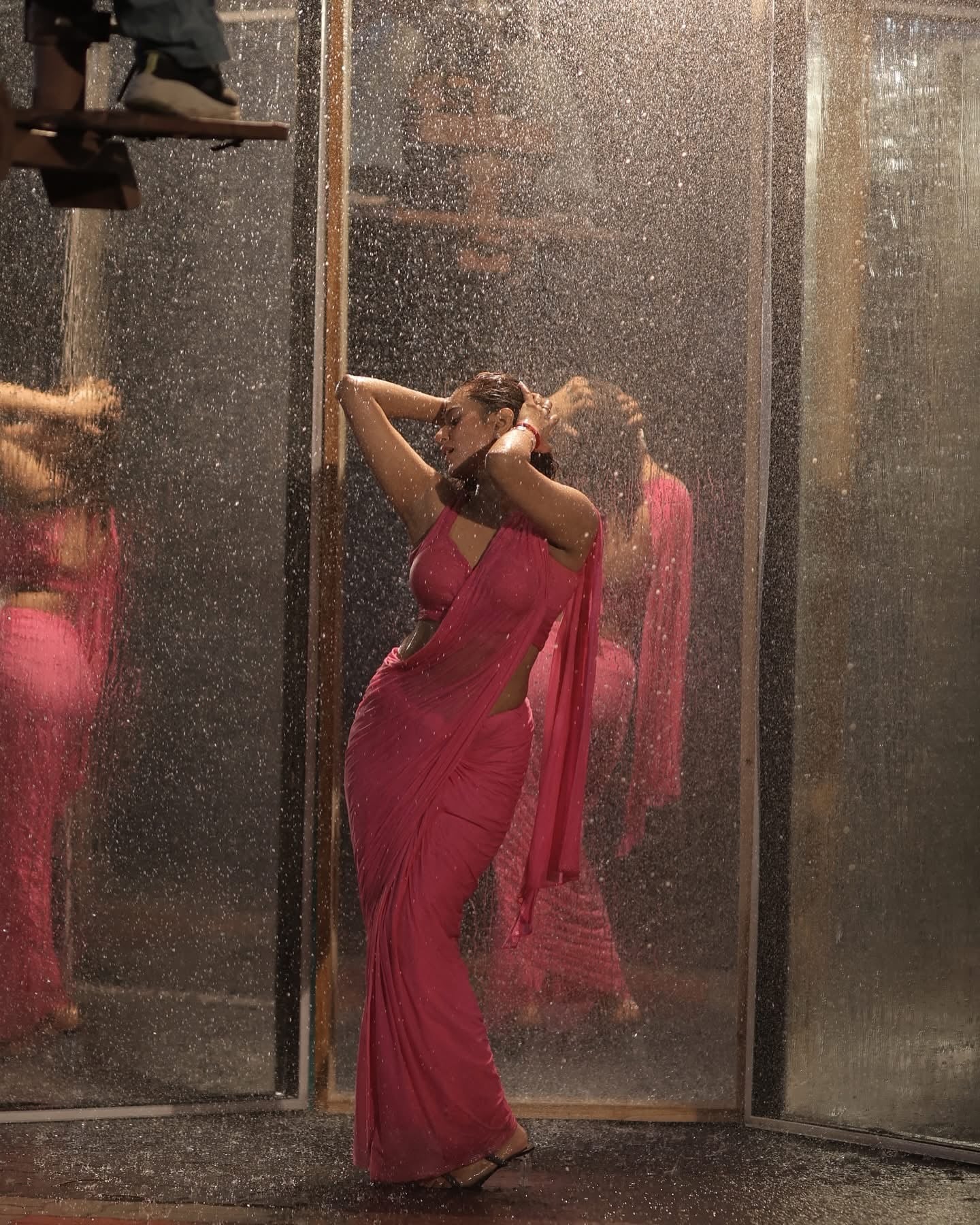Anjali Arora nude 11