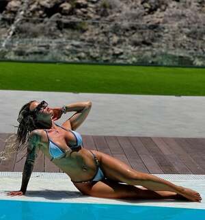 Anka Lollipop nude 6