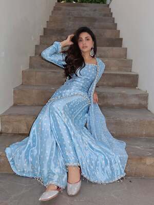 Anmol Baloch nude 8