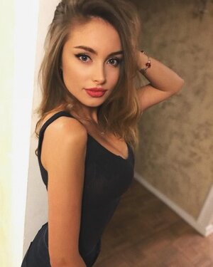 Anna Bakalova nude 7