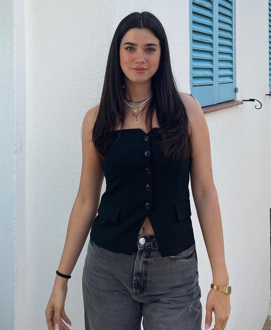 Anna Cornella nude 10