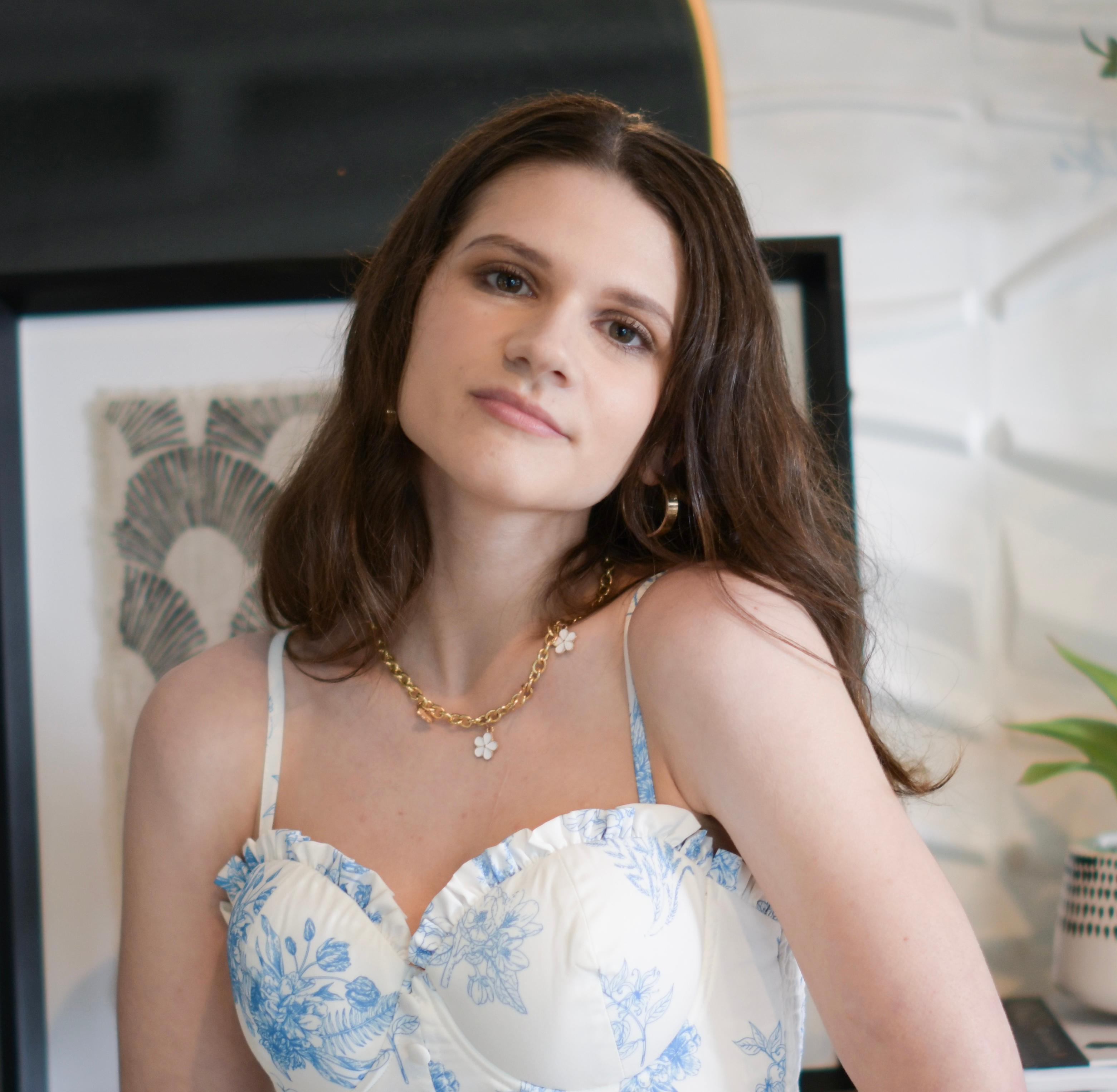 Anna Elizabeth Stern nude 5