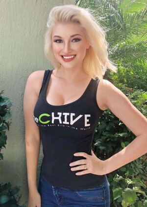Anna Faith Carlson nude 3