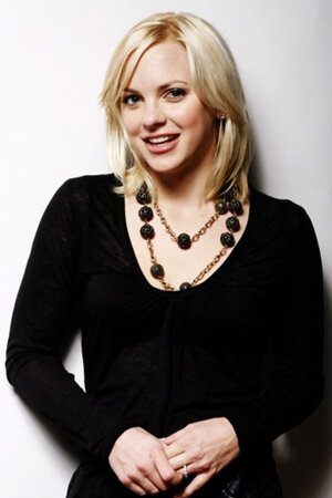 Anna Faris nude 10