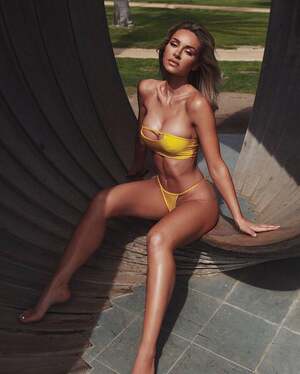 Anna Katharina nude 6