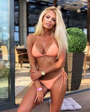 Anna Mingazova nude 3