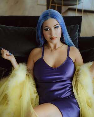 Anna Pepe nude 9