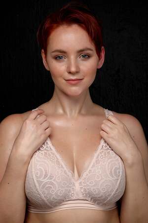 Anna Seregina nude 10