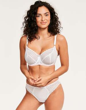Anna Shaffer