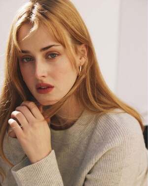 Anna Van Patten nude 12