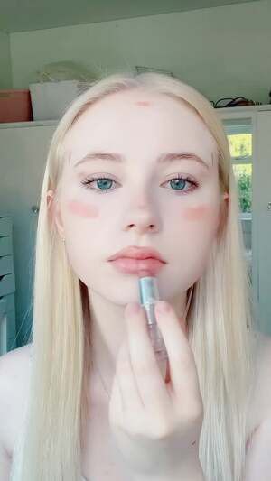 Annabel Hughes