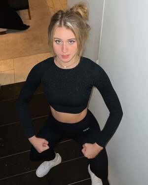 Annabel Lucinda nude 11