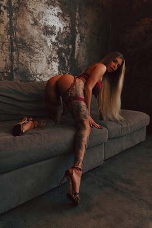 Annabella Blue nude 6