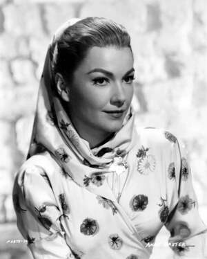 Anne Baxter nude 11