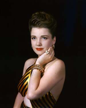 Anne Baxter nude 7