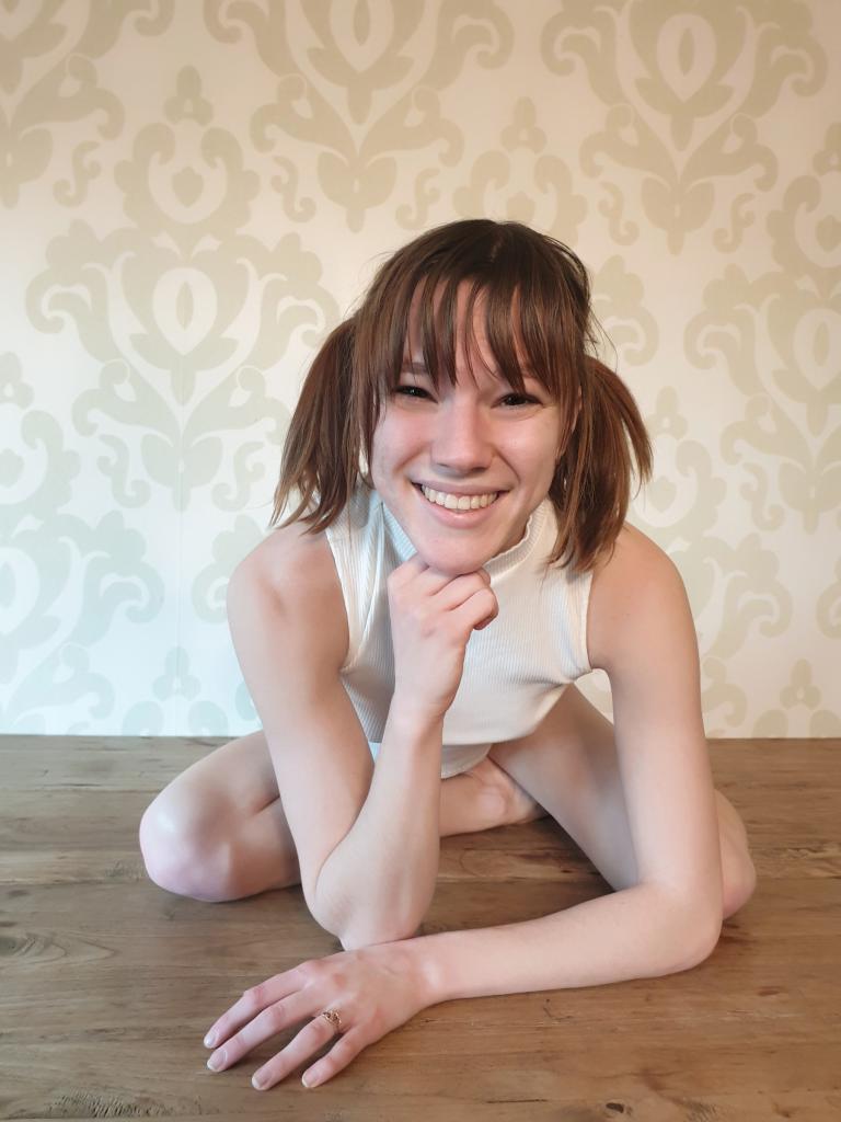 Anne Eden nude 4