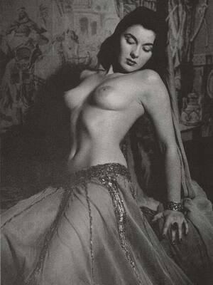 Anne Fleming nude 6