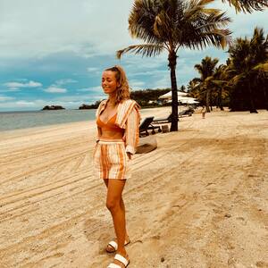 Annemarie Carpendale nude 12