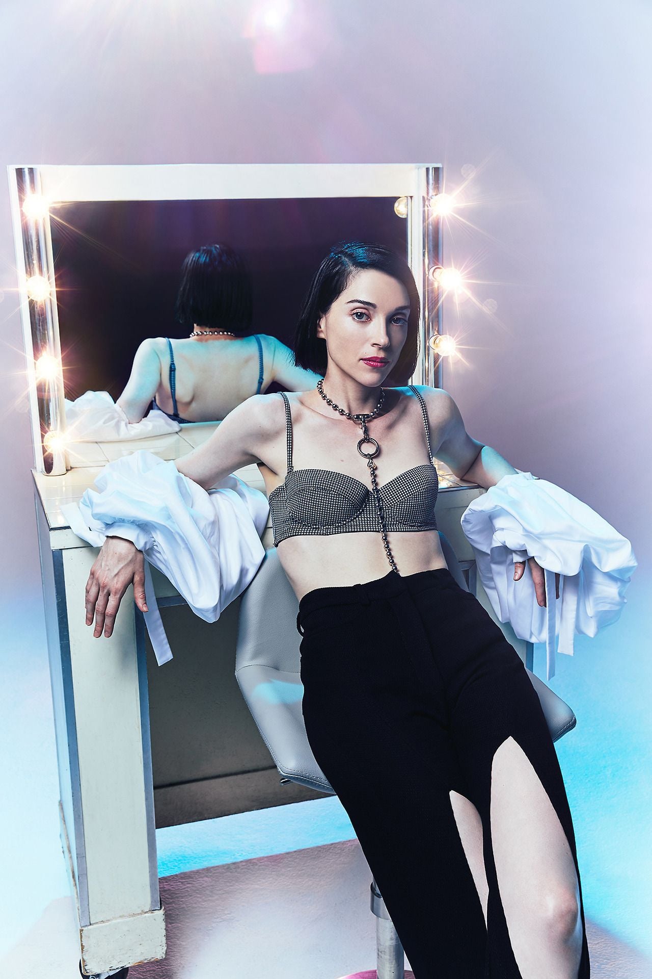Annie Clark nude 10