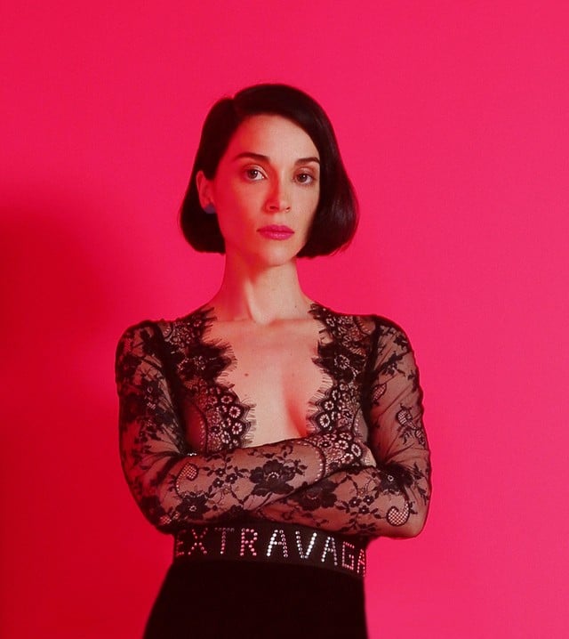 Annie Clark nude 8