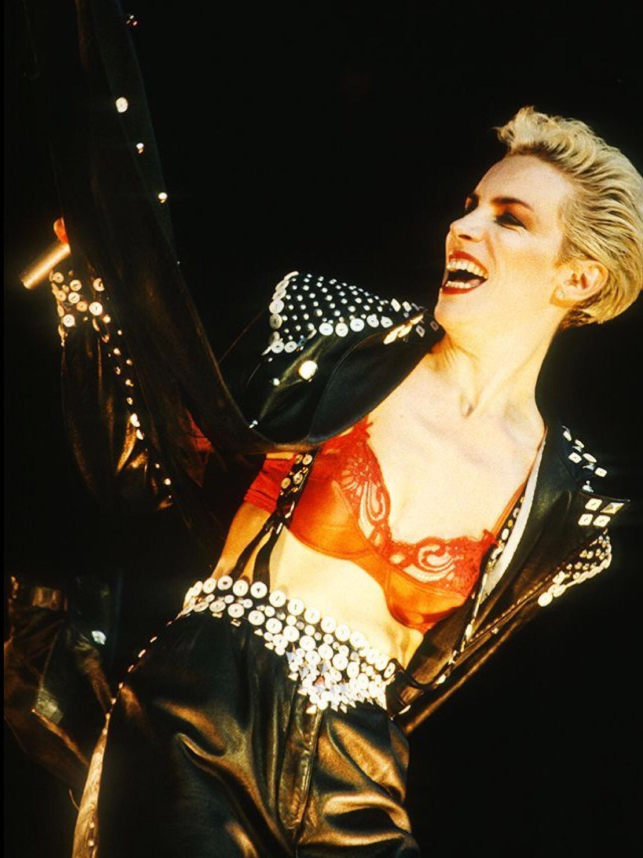 Annie Lennox nude 7